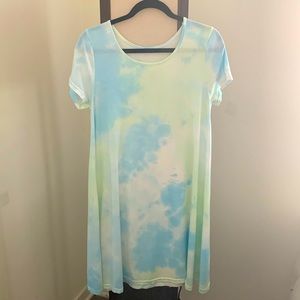 A-line tie dye rayon tunic/mini dress with short sleeves